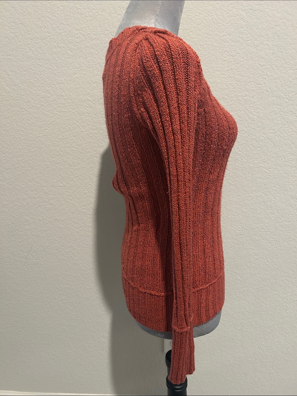 Maurices Rust Orange V-Neck Ribbed Sweater with Button - Picture 4 of 6